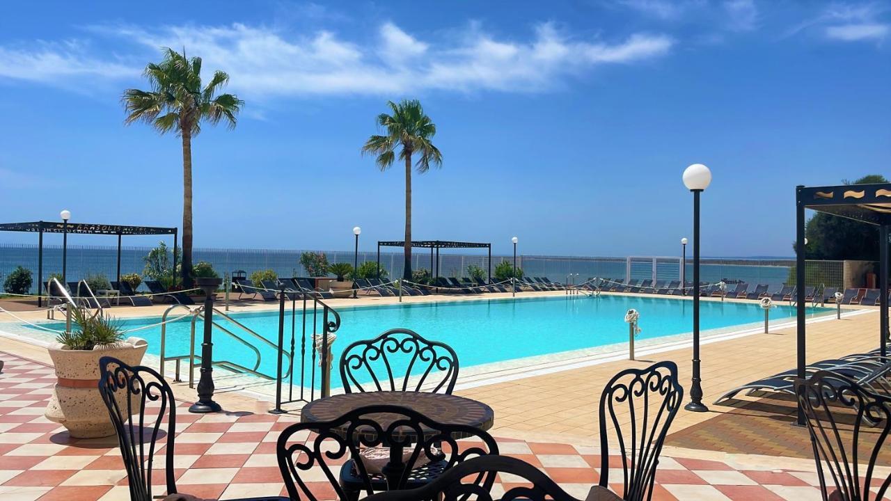 Apulia Hotel Taranto Ara Solis Lido Azzurro المظهر الخارجي الصورة
