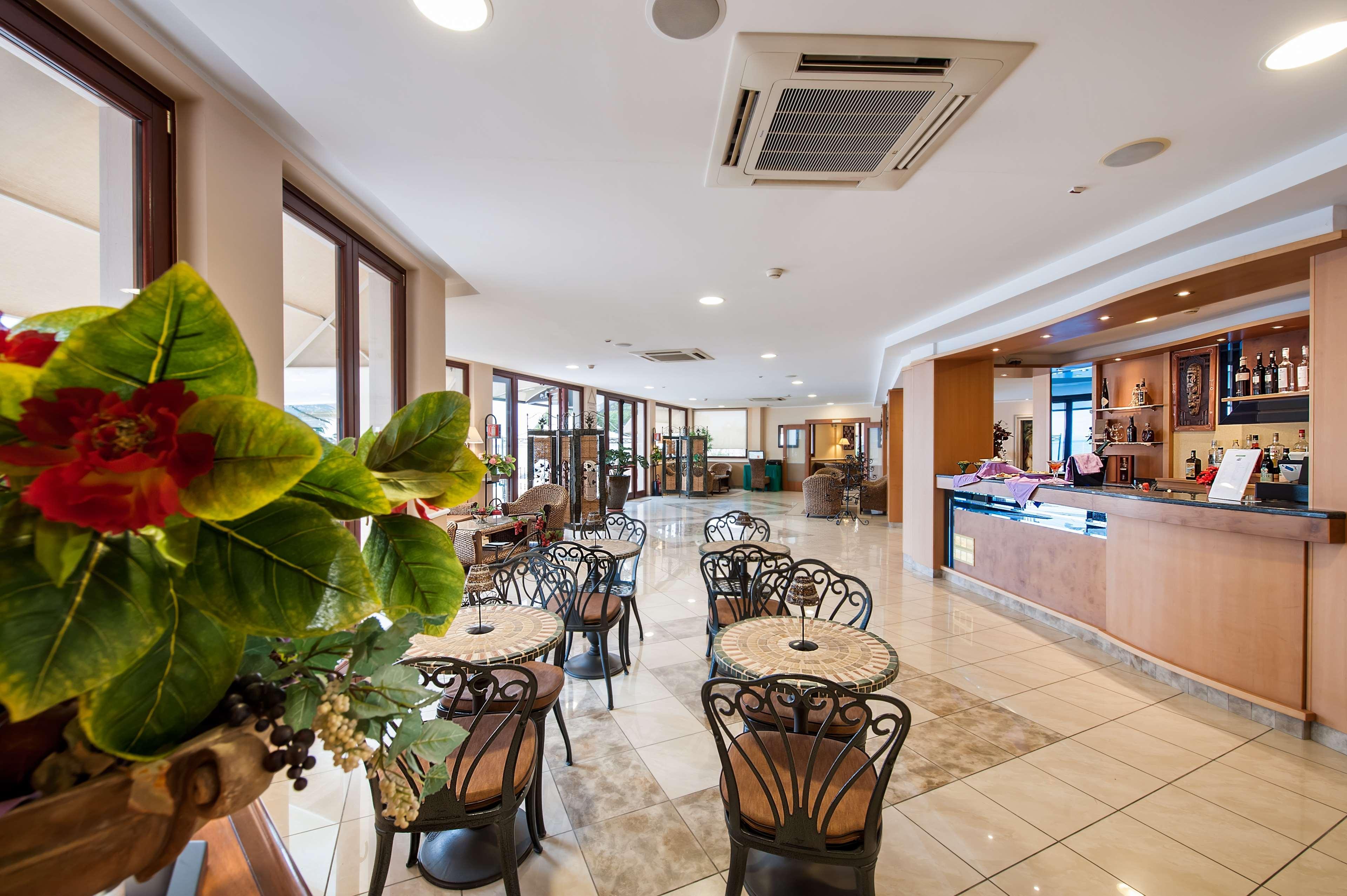 Apulia Hotel Taranto Ara Solis Lido Azzurro المظهر الخارجي الصورة