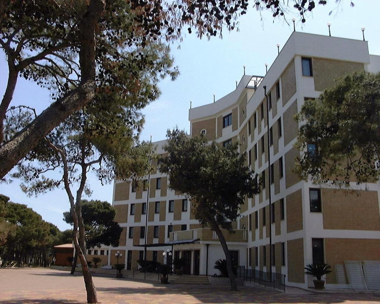 Apulia Hotel Taranto Ara Solis Lido Azzurro المظهر الخارجي الصورة